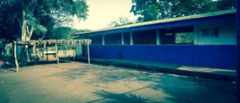 Primary school where in the afternoon English is tought